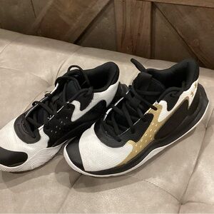 Under Armour Black and Gold Basketball Shoes